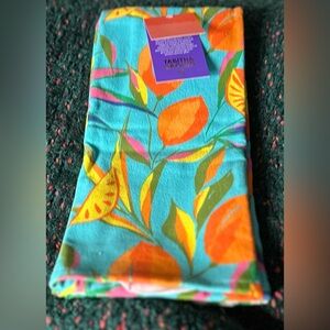 ‼️RARE‼️🎸TABITHA BROWN🎸🔥NWT🔥Pair of Large Colorful Print Kitchen Hand Towels